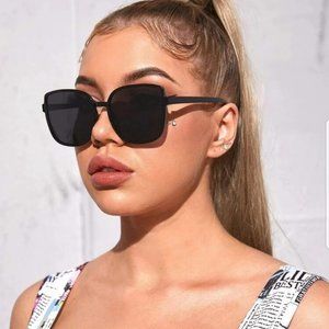 Square Frame Black Sun Glasses